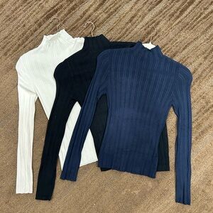 Abercrombie & Fitch Navy Ribbed Sweaters Set of 3 size S